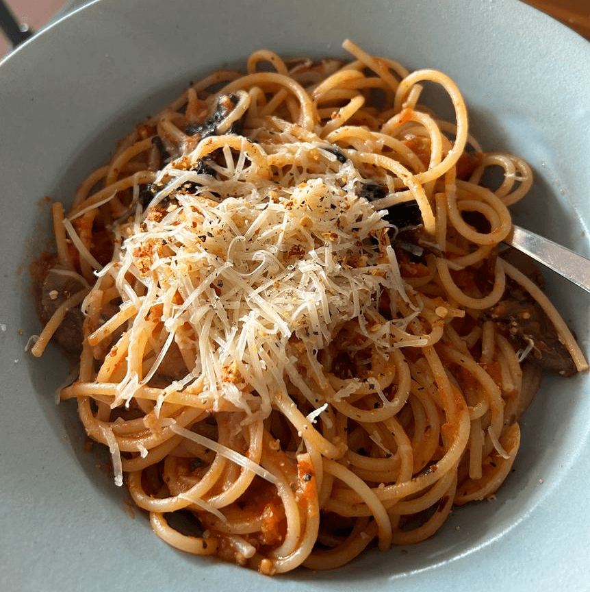 Red Sauce Mushroom Spaghetti dish